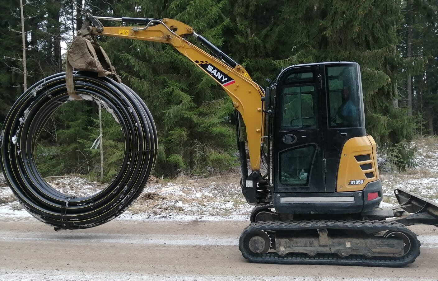 mini-excavator